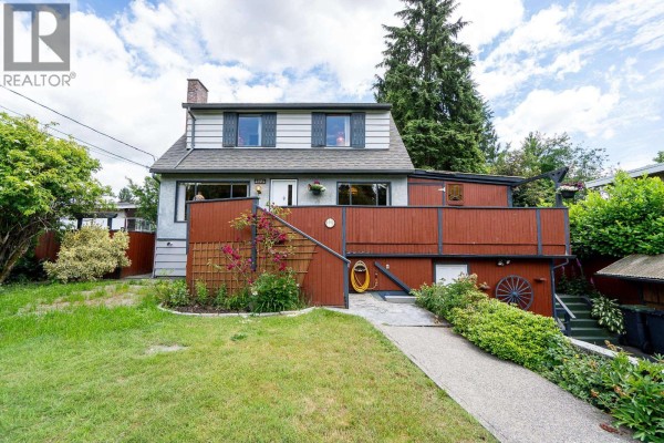 3554 Hastings Street, Port Coquitlam, BC V3B4N4 Photo 4