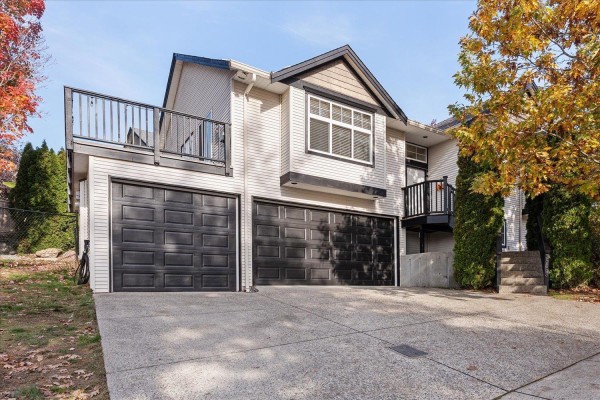 35553 Tweedsmuir Drive, Abbotsford, BC V3G2X8 Photo 3