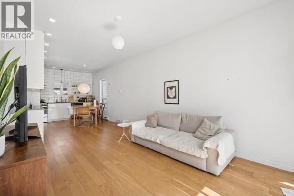 3559 Lakewood Street, Vancouver, BC V5N4V7 Photo 5