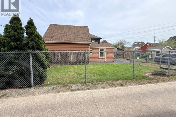 356 Barton Street E, Hamilton, ON, photo 2