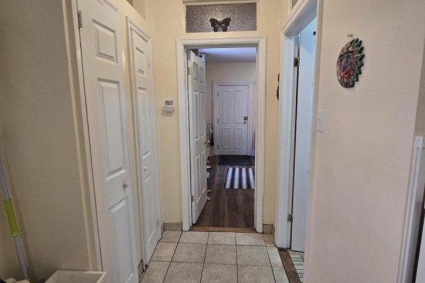 356 Gilmour Street, Ottawa, ON K2P0R3 Photo 2