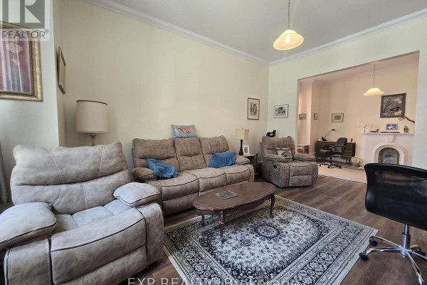 356 Gilmour Street, Ottawa, ON K2P0R3 Photo 3