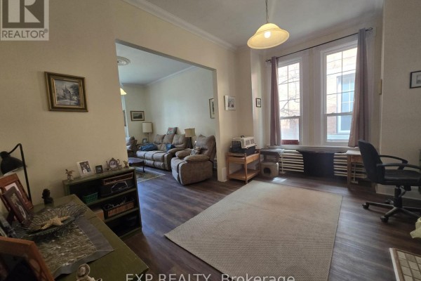 356 Gilmour Street, Ottawa, ON K2P0R3 Photo 5