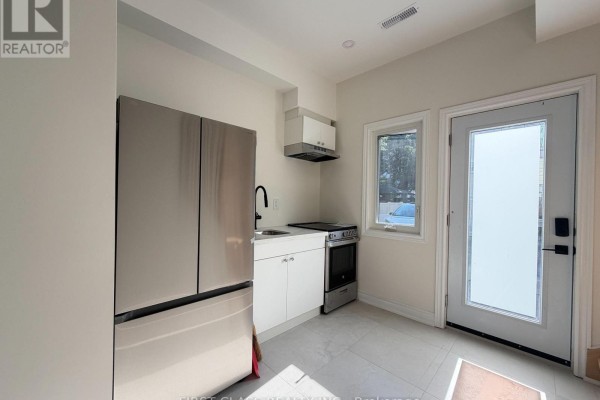 356 Huron Street, Toronto, ON M5S2G3 Photo 5