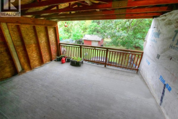 Primary Bedroom - 3560 Upper Levels Road, Robson, BC V0G1X0 Photo 4