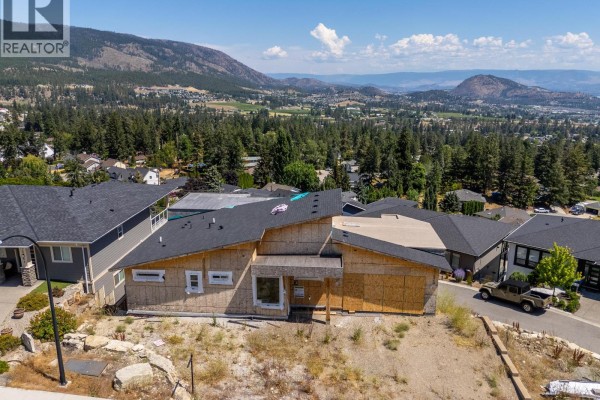 Bedroom - 3563 Goldie Way, West Kelowna, BC V4T1A3 Photo 2