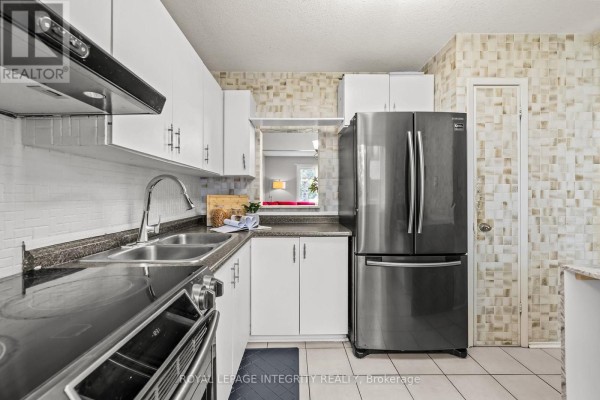 3565 Aladdin Lane, Ottawa, ON K1T1E1 Photo 4