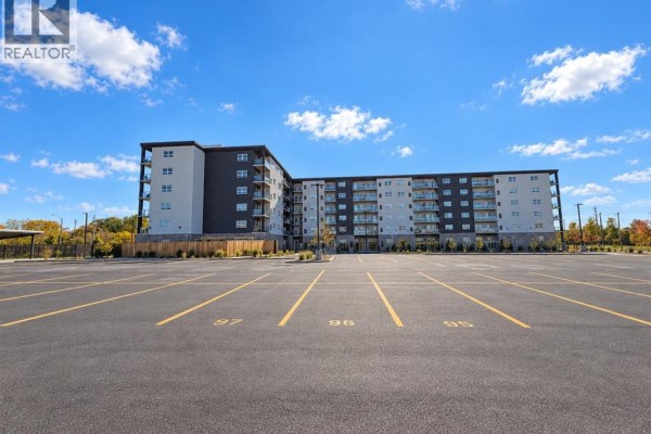3565 Forest Glade Drive Unit# 507, Windsor