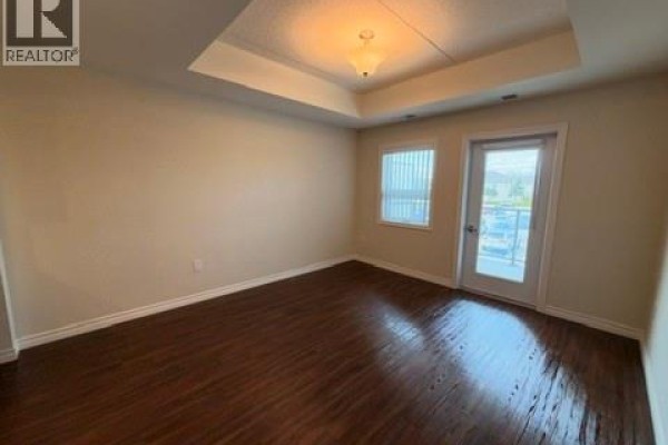 Living room - 3565 Forest Glade Drive Unit# 507, Windsor, ON N8R1X9 Photo 4