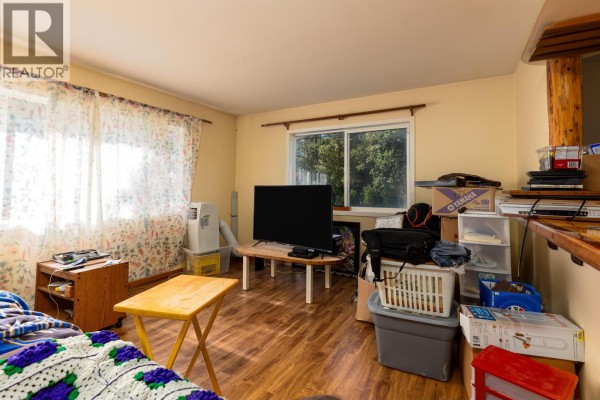3566 Newell Avenue, Terrace, BC, photo 2