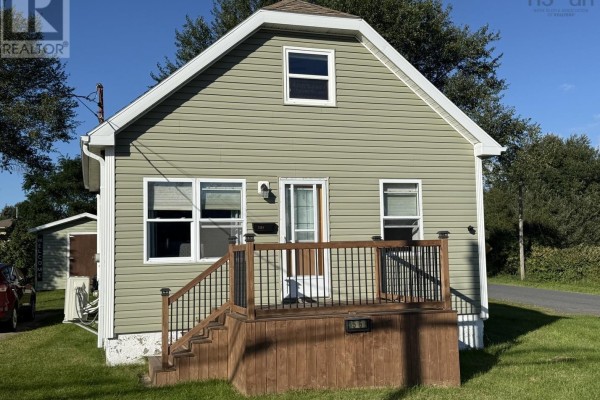 3pc Bathroom - 3569 Ellsworth Avenue, New Waterford, NS B1H2G8 Photo 4