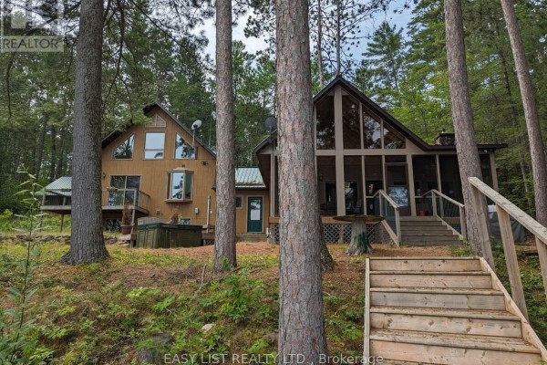 35692 Hwy 17, Laurentian Hills, ON, photo 2