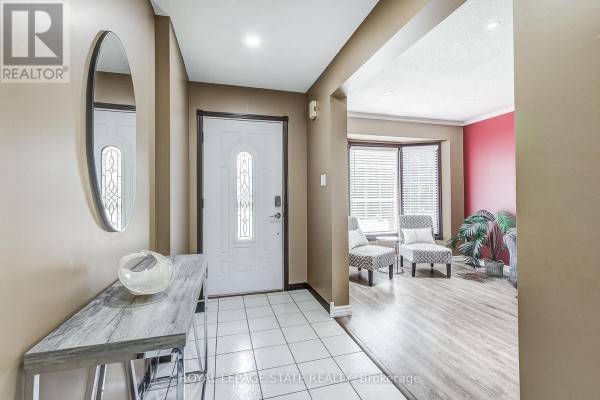357 Acadia Drive, Hamilton, ON, photo 3