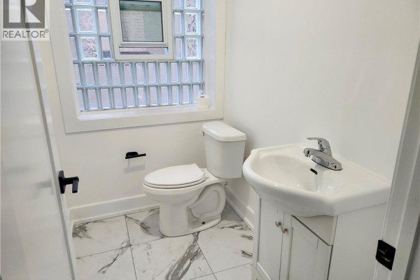 357 Main Street E Unit# 203, Hamilton, ON, photo 3