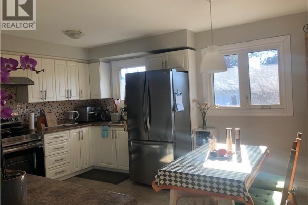 357 Mohawk Road W Unit# Main, Hamilton, ON, photo 2