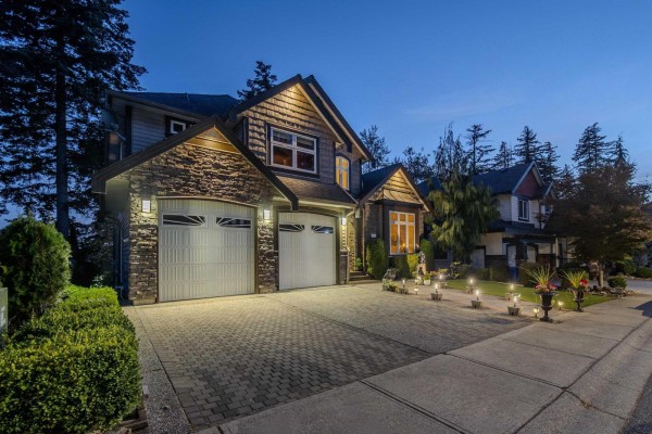 35708 Zanatta Place, Abbotsford, BC V3G0B4 Photo 3
