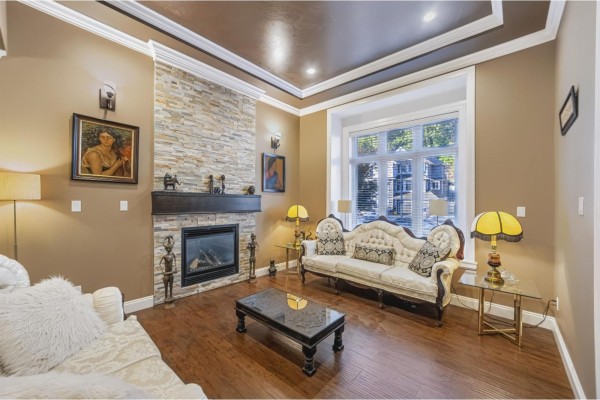 35708 Zanatta Place, Abbotsford, BC V3G0B4 Photo 5