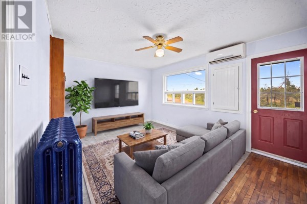 Living room - 3579 Rte 11, St  Nicholas, PE C0B1T0 Photo 4