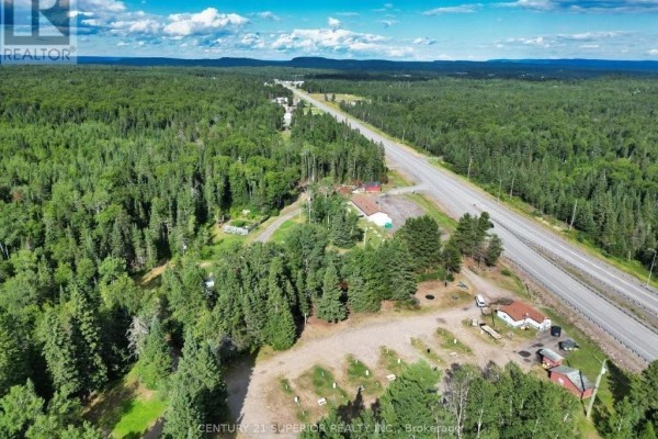 358 Hwy 11/17, Nipigon, ON P0T2J0 Photo 2