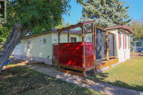 Living room - 358 Main Street, Balgonie, SK S0G0E0 Photo 2