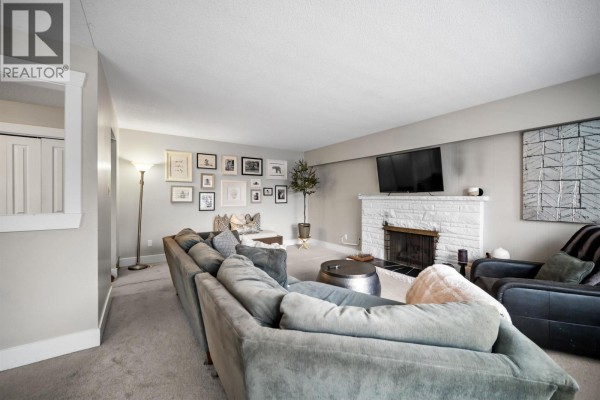 3580 Bargen Drive, Richmond, BC V6X2R5 Photo 3