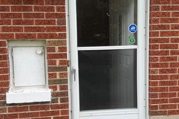 3580 Mckay Aven (lower Unit), Windsor, ON N9E2R9 Photo 2