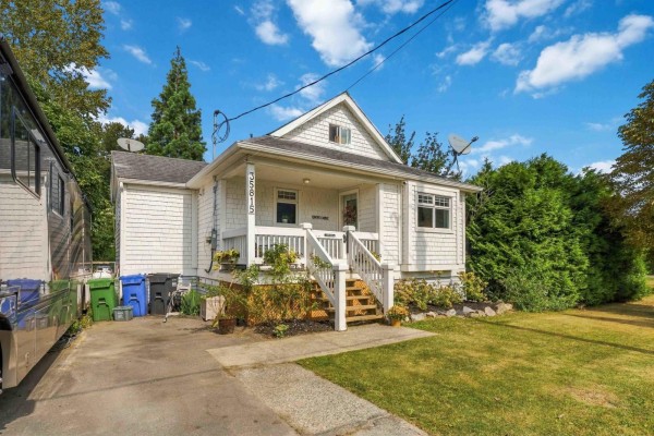 35815 Page Road, Abbotsford, BC, photo 2