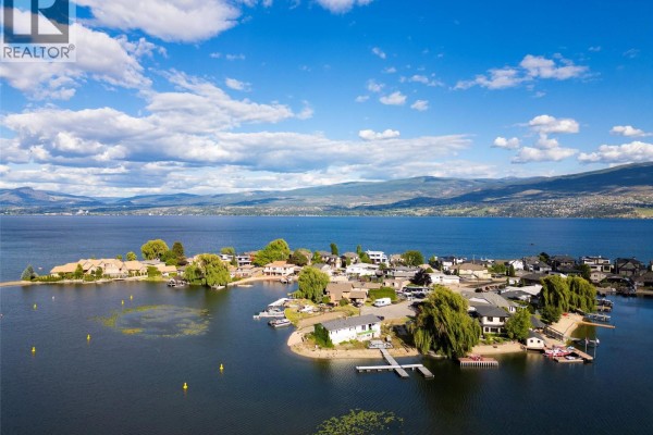 Bedroom - 3582 Wiig Road, West Kelowna, BC V4T2B7 Photo 5