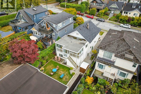 3587 Triumph Street, Vancouver, BC V5K1V2 Photo 5