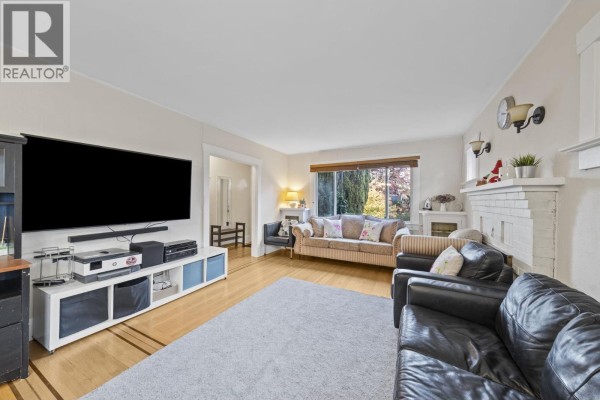 3588 W King Edward Avenue, Vancouver, BC V6S1M6 Photo 4