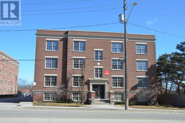 359-363 Duckworth Street, Barrie, ON, photo 3