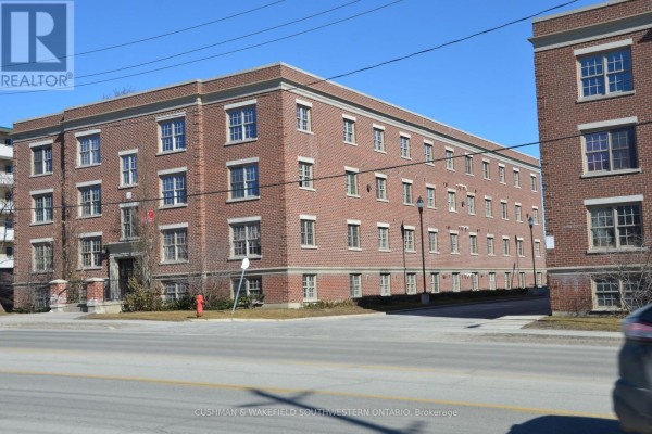 359-363 Duckworth Street, Barrie, ON L4M3X8 Photo 4