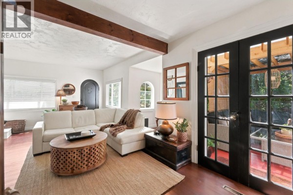 359 Ioco Road, Port Moody, BC V3H2V9 Photo 5