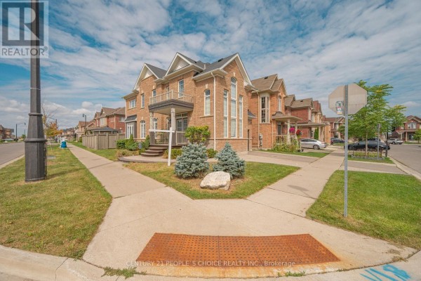 Kitchen - 359 Robert Parkinson Drive, Brampton, ON L7A0G1 Photo 3