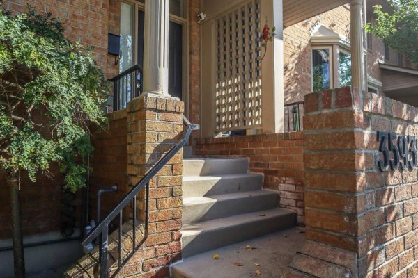 3593 Kariya Drive, Mississauga, ON, photo 3