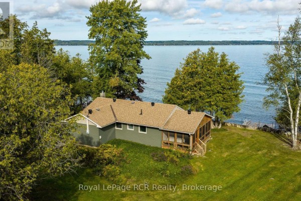 Living room - 359312 Grey Road 15, Meaford, ON N4K5N3 Photo 3