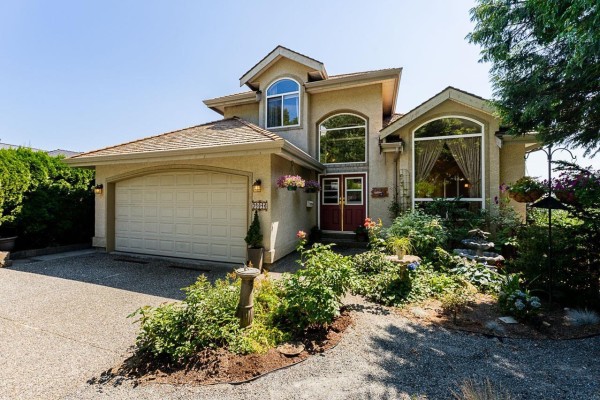35946 Regal Parkway, Abbotsford, BC V3G1L3 Photo 2