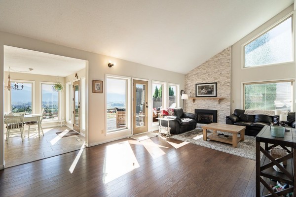 35950 Eaglecrest Place, Abbotsford, BC V3G1E7 Photo 3