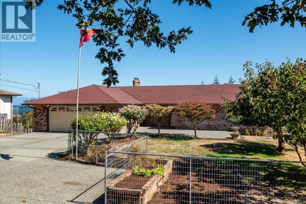 Storage - 3596 Oakridge Dr, Nanaimo, BC V9T1M4 Photo 4