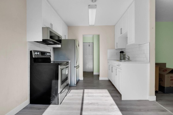 359b 8635 120 Street, Delta, BC V4C6R5 Photo 5