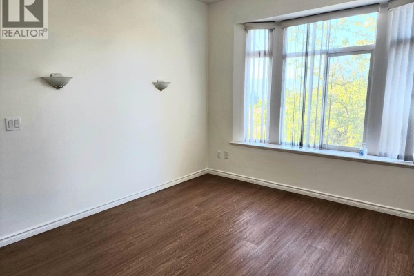 35xx Normandy Drive, Vancouver, BC V5M2E7 Photo 4