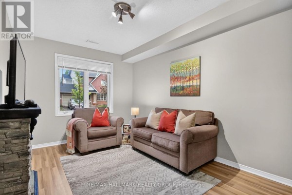 Partial bathroom - 10e Daybreak Street, Ottawa, ON K2G6T9 Photo 5