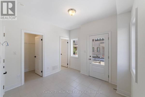36 - 260 Melody Common, Oakville, ON, photo 3