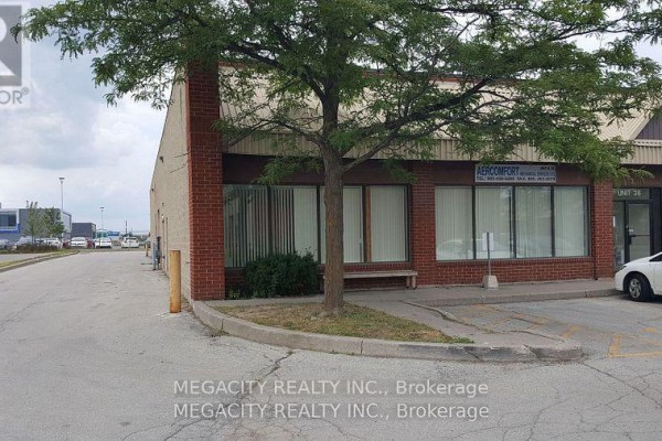 36 - 30 Intermodal Drive, Brampton, ON, photo 2