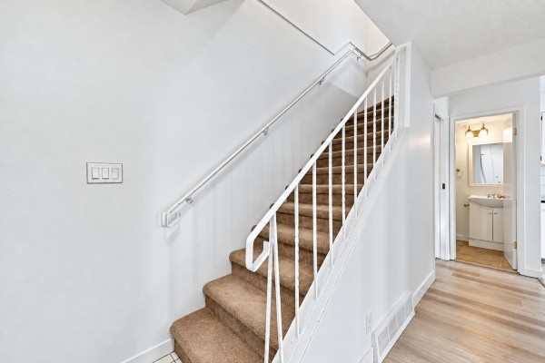 36 10565 153 Street, Surrey, BC V3R4H9 Photo 2