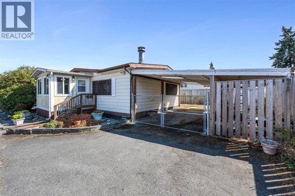 36 1545 Middle Rd, Esquimalt, BC, photo 3