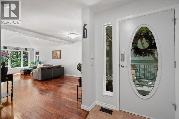 36 2351 Parkway Boulevard, Coquitlam, BC V3E3P2 Photo 4