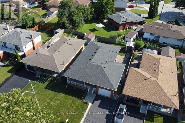 36 Abbington Drive, Hamilton, ON, photo 2