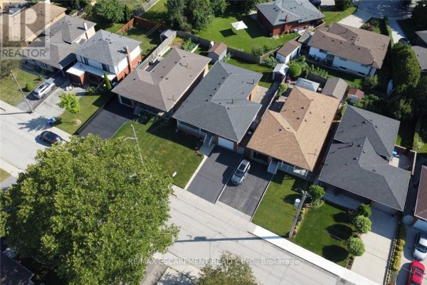 36 Abbington Drive, Hamilton, ON, photo 3