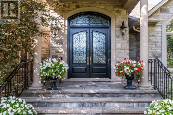 36 Abbruzze Court, Vaughan, ON L4L8Z1 Photo 5